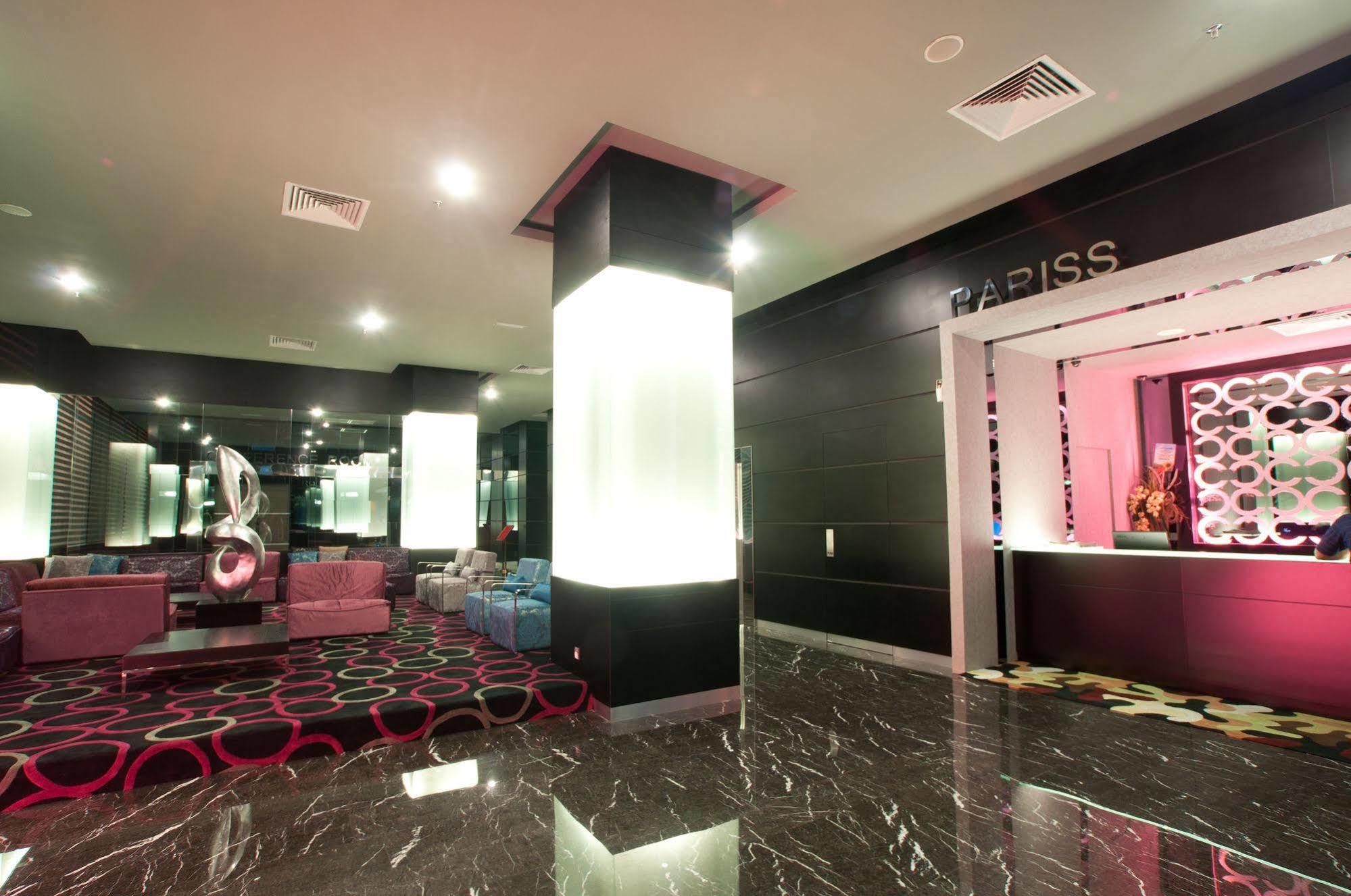 Pariss Hotel Джохор-Бару Экстерьер фото